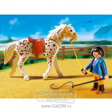 Кнабструбская лошадь со стойлом  Playmobil 